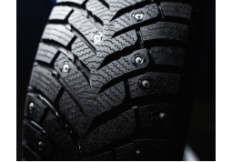 Зимняя шина Toyo Observe Ice-Freezer 215/65 R16 98T (шип)