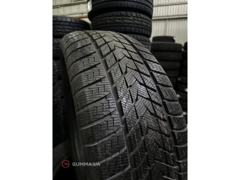 Зимняя шина Roadmarch WinterXPro 999 255/55 R19 111H