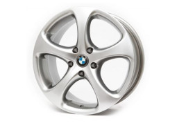 Replica BMW AR104 HS R18 W8.0 PCD5x120 ET20 DIA74.1