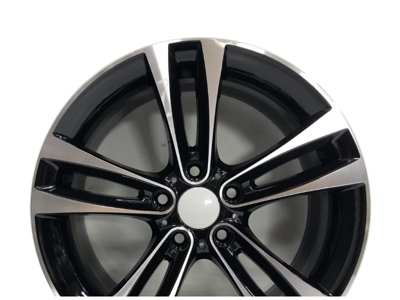 Диски Replica BMW (CT-1229) W8.0 R18 PCD5x120 ET35 DIA74.1 MG