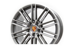 Диски Replica Porsche R867 W9.5 R20 PCD5x130 ET55 DIA71.6 GMF