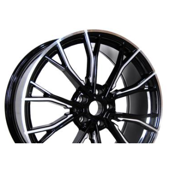 Диски Replica 1208-06 W8.5 R20 PCD5x120 ET38 DIA72.6 GBML