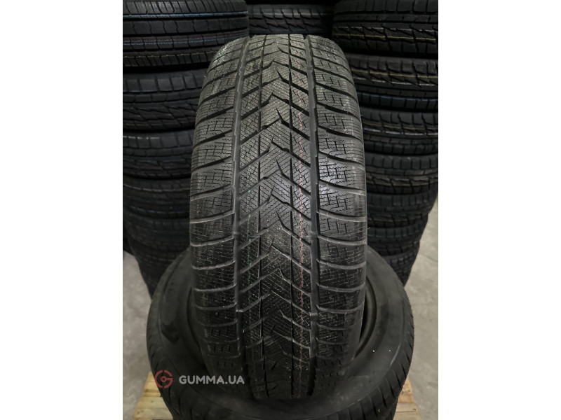Зимова шина Roadmarch WinterXPro 999 245/40 R20 99V