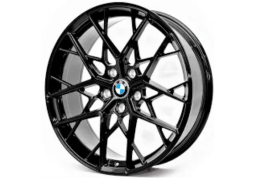 Диски Replica BMW P10 W8.5 R19 PCD5x120 ET35 DIA72.6 Gloss Black
