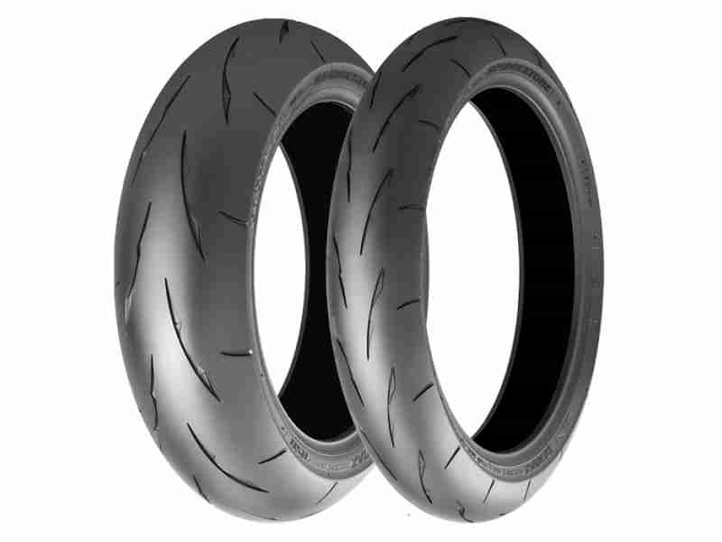 Летняя шина Bridgestone Battlax Racing Street RS11 120/70 R17 58W Front