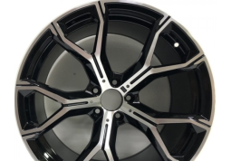 Диск Replica BMW CT-1290 W10.5 R20 PCD5x112 ET40 DIA66.6 MB