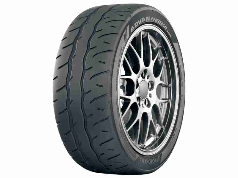 Летняя шина Yokohama Advan Neova AD09 245/50 R18 104W