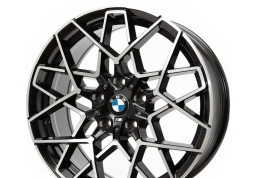 Диск Replica BMW M775 W9.0 R18 PCD5x120 ET40 DIA72.6 BMF