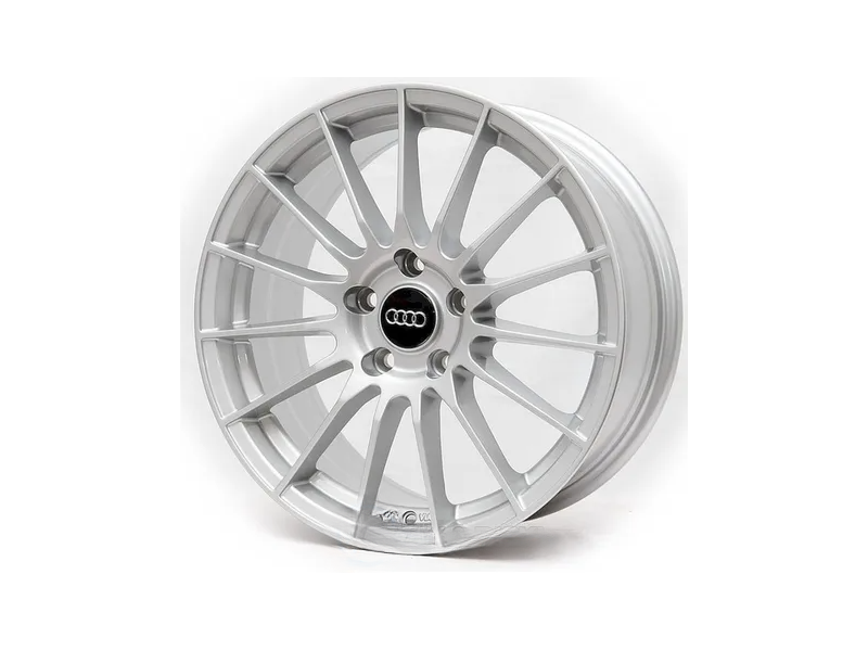 Диск Replica Audi 3309 W7.5 R17 PCD5x112 ET40 DIA73.1 Silver