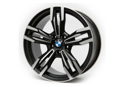 Диск Replica BMW M739 MBMF R20 W8.5 PCD5x112 ET33 DIA66.6