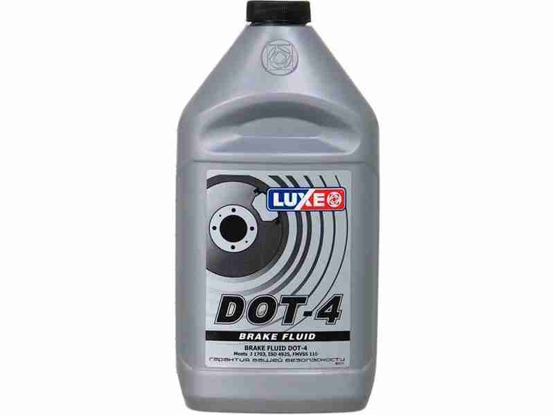 Гальмівна рідина LUXE DOT4 800г срібний кан. (651)