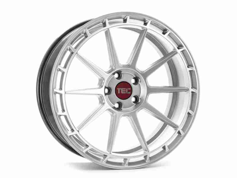 Диск Tec Speedwheels GT8 Hyper Silver R19 W9.0 PCD5x112 ET25 DIA72.5