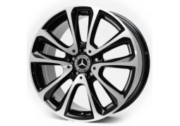 Диск Replica Mercedes DM33 BMF R18 W8.0 PCD5x112 ET43 DIA66.6