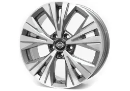 Диск Replica Nissan D1699 GMF R18 W7.5 PCD5x114.3 ET40 DIA66.1
