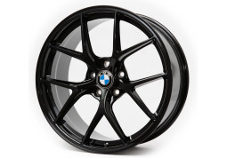 Диск Replica BMW RX01 Gloss Black R17 W7.5 PCD5x120 ET35 DIA72.6