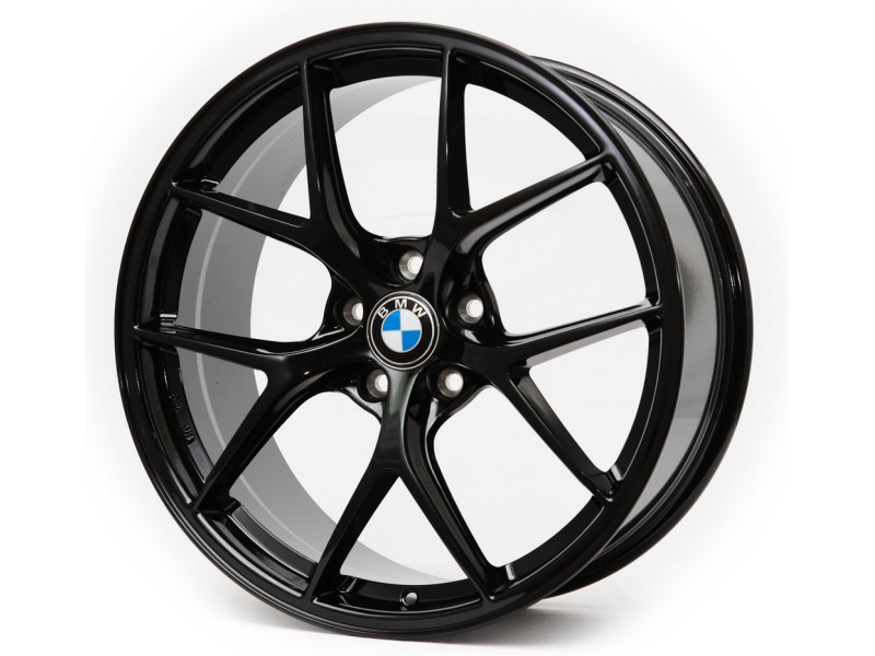 Диск Replica BMW RX01 Gloss Black R17 W7.5 PCD5x120 ET35 DIA72.6