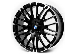 Диск Replica BMW 2028 MBML R18 W8.0 PCD5x120 ET42 DIA74.1