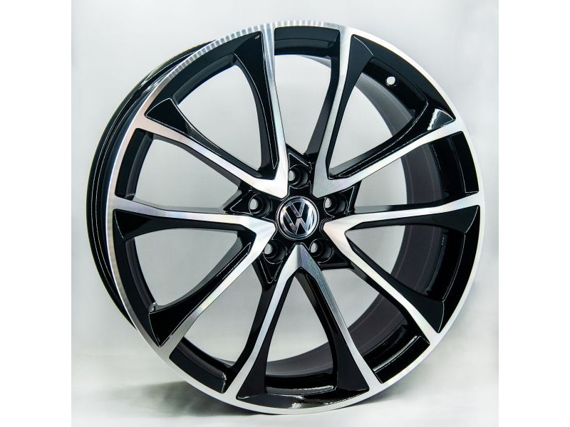 Диск Replica Audi GT DIM5024 BMF R19 W8.5 PCD5x112 ET40 DIA66.45