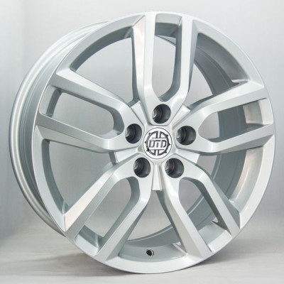 Диск GT 5883 Silver R18 W7.5 PCD5x114.3 ET35 DIA60.1