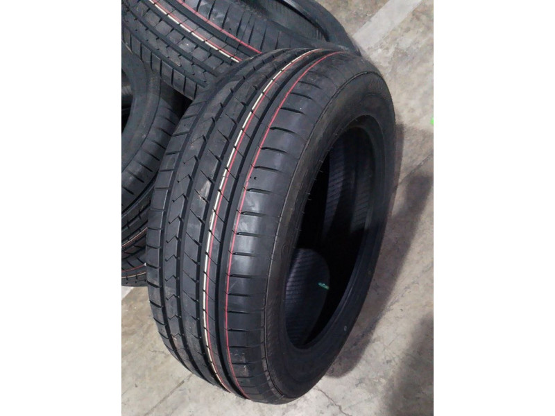 Літня шина Ovation VI-882 215/55 R17 98W