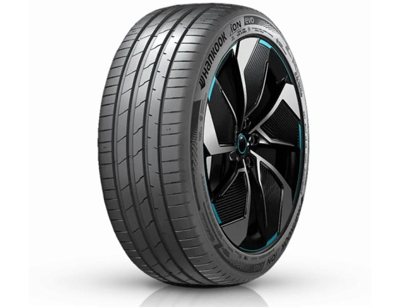 Лiтня шина Hankook iON Evo R IK31 225/40 R18 92Y
