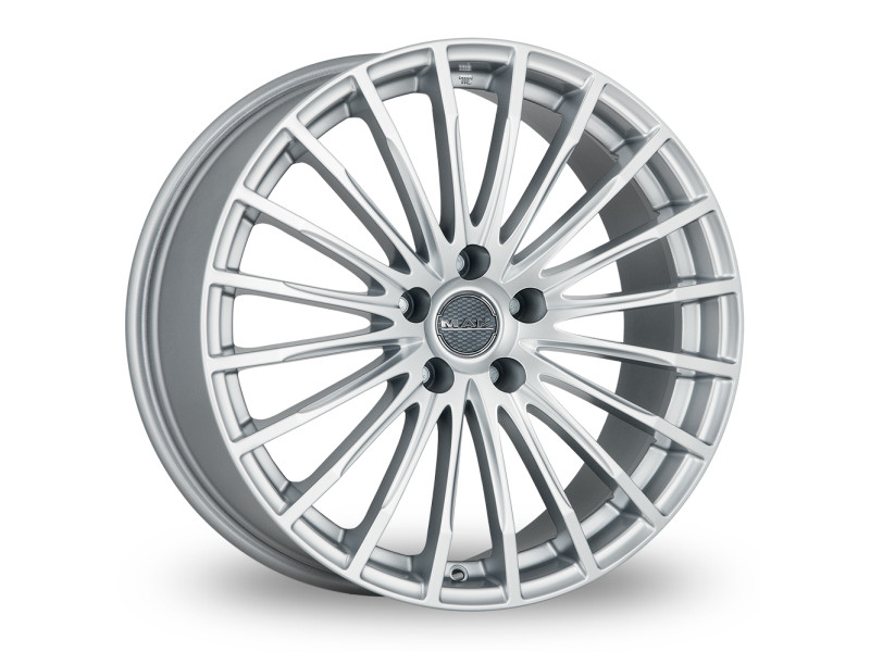Диск Mak Fatale Silver R18 W8.0 PCD5x120 ET40 DIA72.6