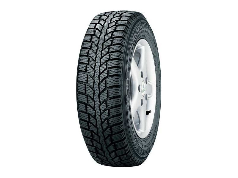 Зимняя шина Nokian Hakkapeliitta CS 215/75 R16 116/114S