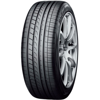 Yokohama BluEarth RV-02 245/45 R19 98W