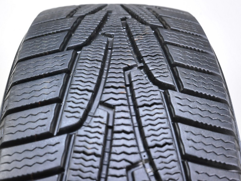 Kumho I'zen KW31 215/65 R16 103R