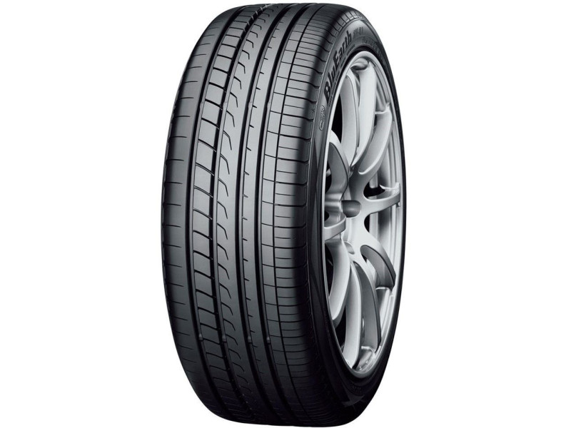 Летняя шина Yokohama BluEarth RV-02 225/50 R18 95V
