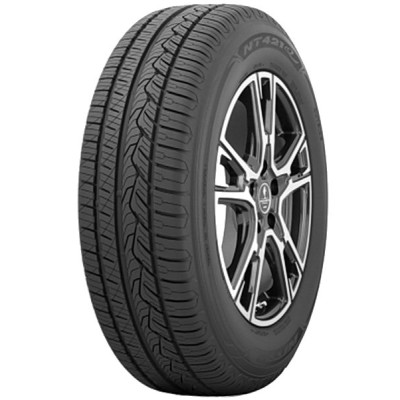 Летняя шина Nitto NT421Q 235/55 R19 105W