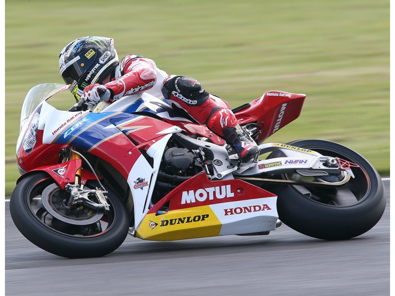 Летняя шина Dunlop Racer Slick D212 Medium 200/55 R17